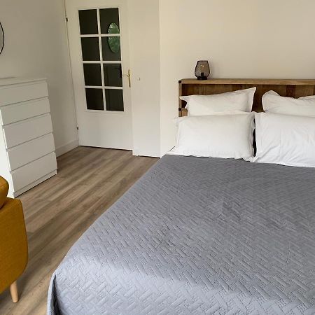 Beautiful Studio Located South Of Paris Bourg-la-Reine Exterior foto