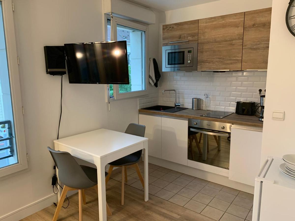 Beautiful Studio Located South Of Paris Bourg-la-Reine Exterior foto